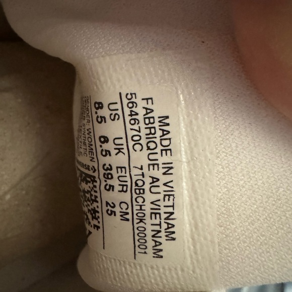 Platform Converse Sneakers - Picture 6 of 6